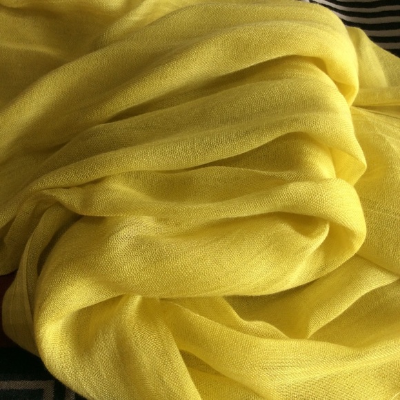 Accessories - Yellow scarf B2G1 FREE